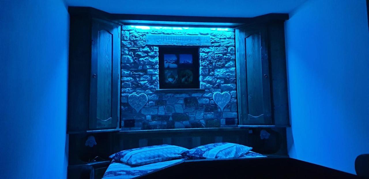 Le Petit Coeur Hotel Fontainemore Kamer foto